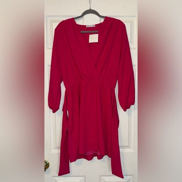 Fraiche by J Long Sleeve Tie Front Dress In Cherry Size Large NWT - Picture 3 of 10